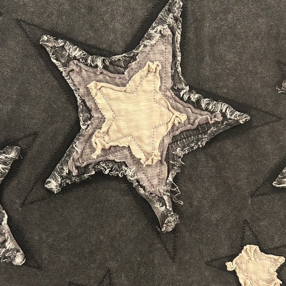 SHEIN Charcoal Gray Star Embelished t-Shirt 
Size XL - Picture 3 of 7